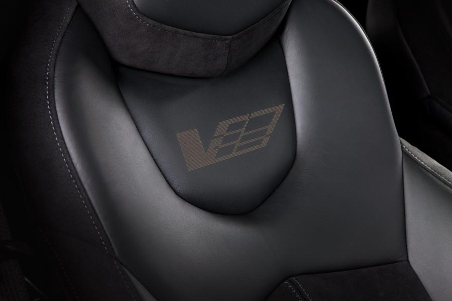  Cadillac CTS-V Sport Wagon 2011 года  (фото 4 из 73)